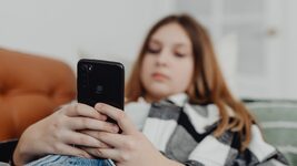 OpenAI запустила окремий режим ChatGPT для підлітків. Як він працюватиме?