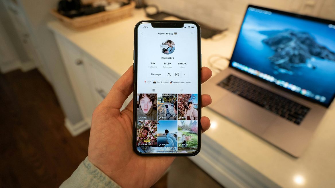 Дослідники з австралійського інституту AIIA розповіли чому TikTok ще страшніший ніж здається