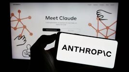 Діалоги з Claude потрапили в Google: як захистити свої чати
