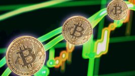Bitcoin recovers after collapse: price is above $93,000 again