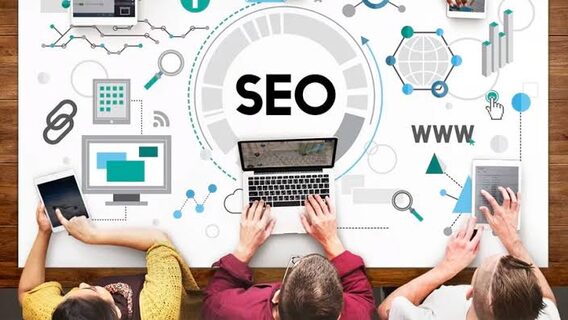 UPCORN AGENCY шукає світчерів без досвіду на trainee SEO-спеціалістів. Кого і на яких умовах готові взяти  