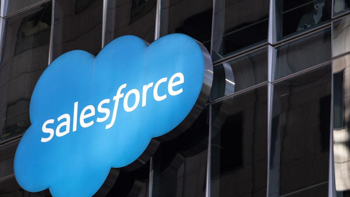 Чергове скорочення у техгалузі: Salesforce звільняє 700 співробітників