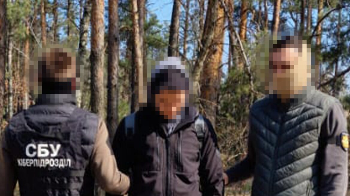 «Легкі гроші» ціною в довічне: в Ірпені затримали агента який реєстрував термінали Starlink для рашистів