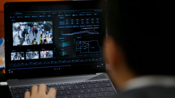 На росії створили систему стеження за людьми на основі невидимої фарби, відеокамер і ШІ