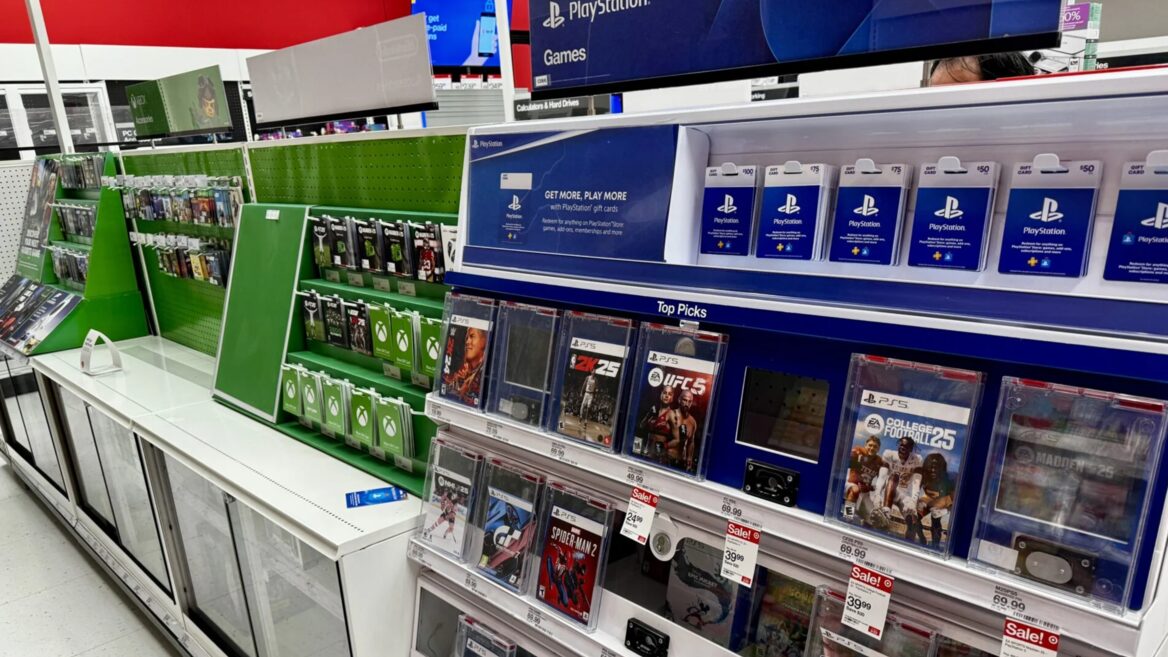 Епоха ігор на дисках завершується. PlayStation повністю переходить на «цифру», а Xbox готує функцію оцифрування фізичних копій