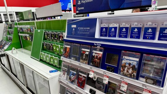 Епоха ігор на дисках завершується. PlayStation повністю переходить на «цифру», а Xbox готує функцію оцифрування фізичних копій