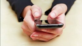 «Перемкну на іншу вежу». Шахраї винайшли нову схему виманювання грошей