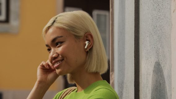 Apple представила нові AirPods Pro 3 з перекладачем в режимі реального часу та вбудованими сенсорами моніторингу здоров'я