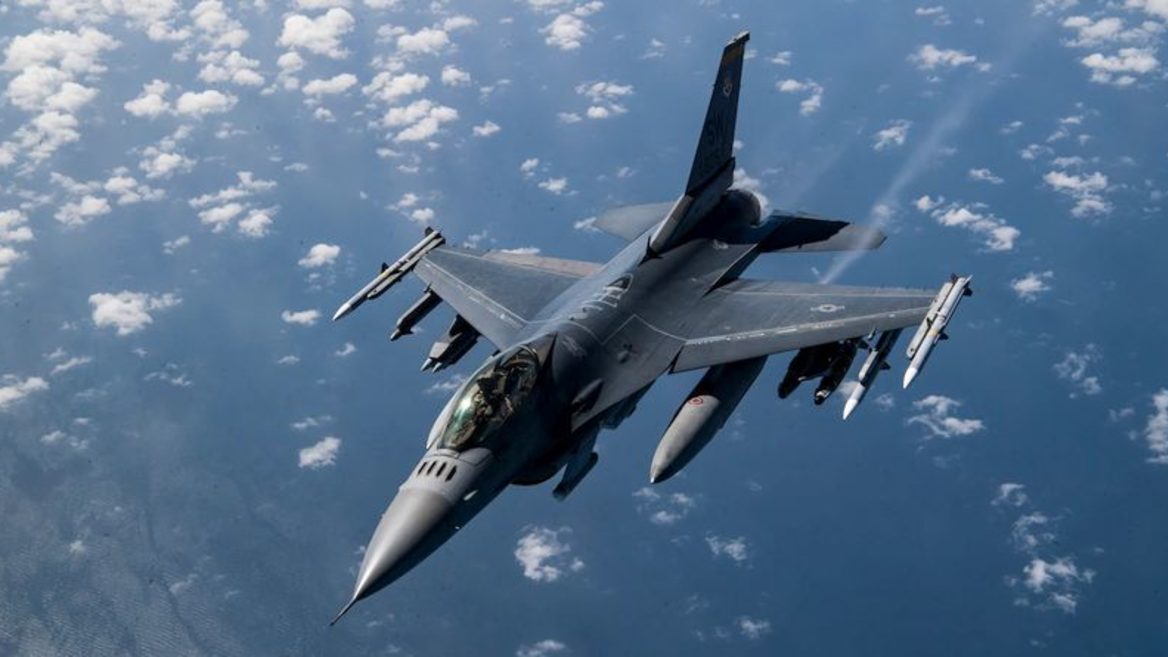 Украина готовится к получению самолетов F-16. Что известно о сроках количество модификации и функционале такой авиации - все заявления в одном тексте