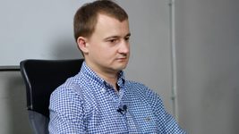 «Потреба в розумних людях в армії безмежна». Тарас Чмут розповів про ситуацію з айтівцями у ЗСУ