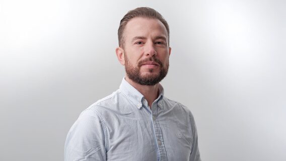 Співзасновник стартапу Releaf Paper, що залишив проєкт через сварку з партнером, запустив новий стартап з екопакування Z1RO. Про що мова