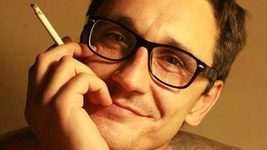 Соратник известного блоггера забрал его YouTube-канал и разоблачил заказную деятельность. Что еще об этом известно