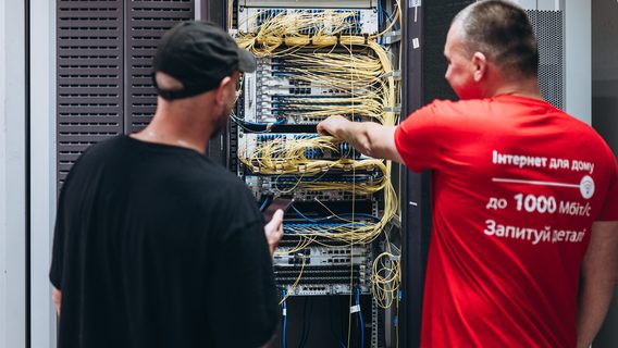 Як працює безперебійний інтернет в Києві. Ми побували на районному вузлі компанії VEGA і тепер знаємо відповідь на це питання