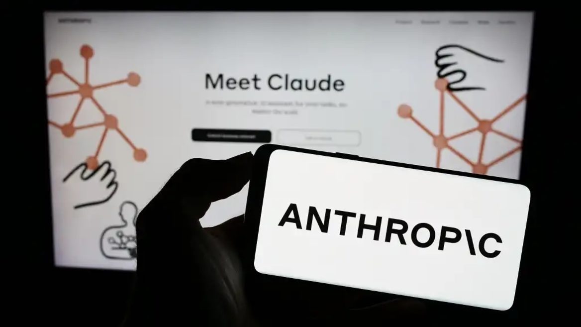 Anthropic хоче випередити OpenAI та віддає свої ШІ-інструменти уряду США за $1 на рік