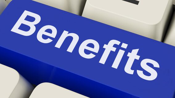 49% of Ukrainian IT professionals are satisfied with their social package: what bonuses do IT specialists value the most?