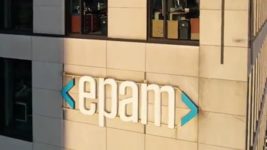 Доход EPAM продолжил снижаться в третьем квартале — еще -6% по сравнению с прошлым годом. Компания инициировала программу оптимизации затрат