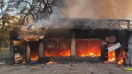 Російські терористи знову влучили в відділення «Нової пошти»: є загиблі