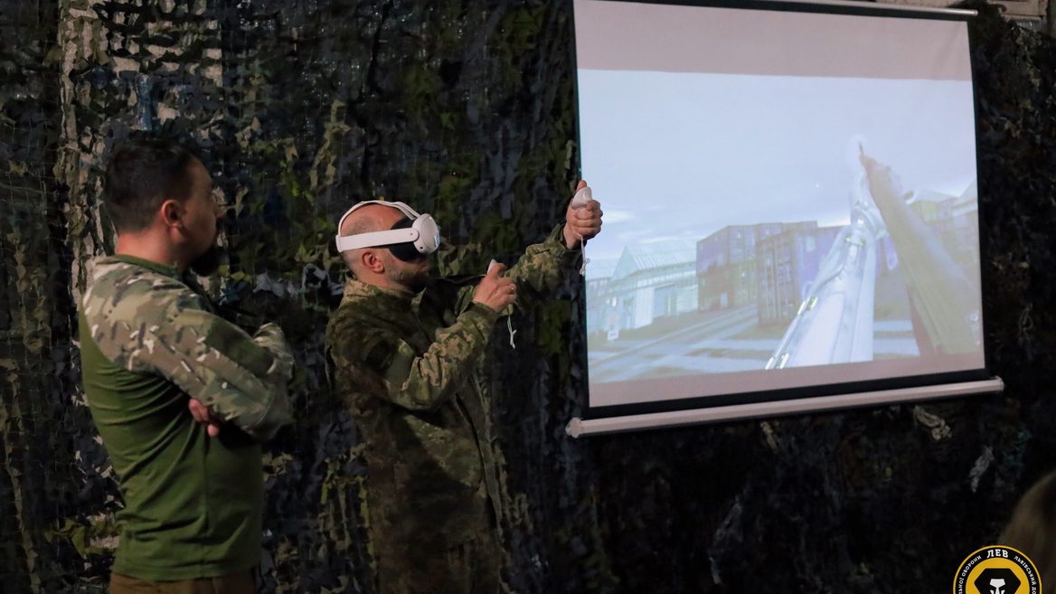 Львівяни розробили VR-симулятор для підготовки мобільно-вогневих груп