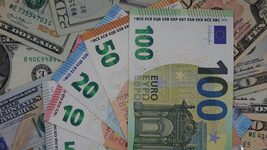 Global trends and their impact on the current euro to dollar exchange rate