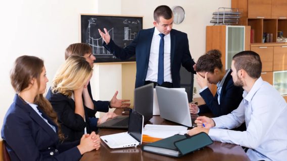 Компанії, які цькують своїх працівників, втратять імунітет від штрафів і перевірок — Рада ухвалила законопроєкт
