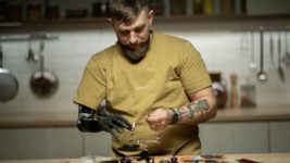 Український стартап Esper Bionics залучив $5 млн для розвитку  першої біонічної екосистеми у світі