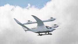 Американський стартап Beta Technologies представив перший пасажирський електричний літак. Він злітає вертикально і тому не потребує злітно-посадкової смуги