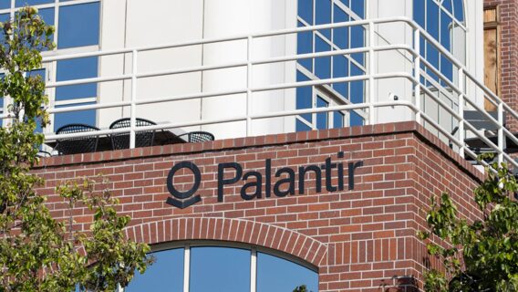 Українець отримав офер у Palantir після невдалого техінтерв'ю завдяки власному ШІ-демо