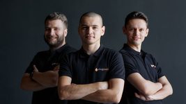UPD. Петр Чернышев стал ангельским инвестором стартапа, анализирующего медлитературу для фармацевтов. Как он работает