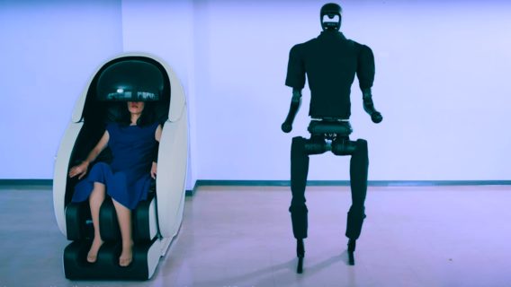 Японський стартап створив капсулу, яка перетворює тіло користувача на інтерфейс керування роботами