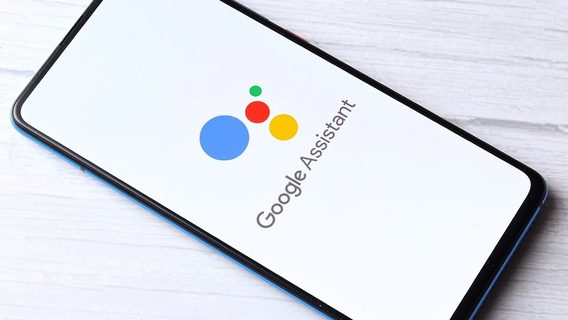 Після 9 років Google Assistant відправляють на спочинок: користувачів переводять на Gemini