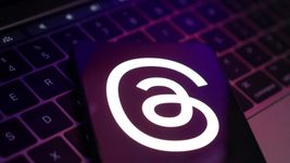 Meta пыталась выкупить домен у софтверной компании, которая называется Threads. После 4 неудачных попыток ее выгнали из Facebook