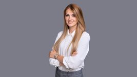 «Середня зарплата в Україні — близько 20 000 грн, а в «Дія.City» — 55 200 грн. Військовий збір, який ми платимо, уже на 40% більший», — виконавча директорка асоціації IT Ukraine