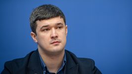 З держбюджету на 2022 рік зникли 400 млн грн на електронний перепис і втричі збільшилися витрати на інформатизацію. Як будуть фінансувати Мінцифру З держбюджету на 2022 рік зникли 400 млн грн на електронний перепис і втричі збільшилися витрати на інформатизацію. Як будуть фінансувати Мінцифру