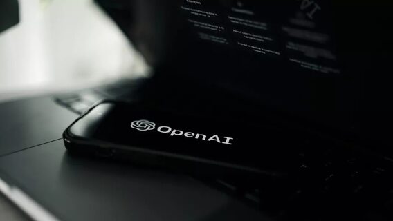 OpenAI перетнула позначку в 1 млрд активних користувачів, обваливши ціни
