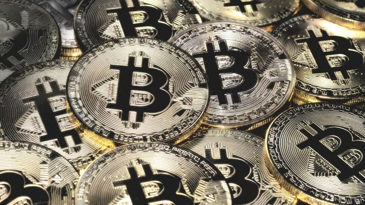 ШІ допоміг чоловіку повернути $400 000 у біткоїнах через 11 років після того, як він забув пароль «під кайфом»