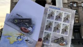 Завтра «Укрпошта» випустить нову марку — «Кримський міст на біс!». Де купити? 