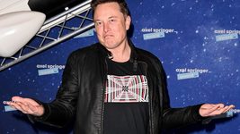 Ілон Маск нібито просив співробітницю SpaceX народити йому дітей — WSJ