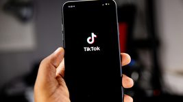 Соцмережа TikTok призупинила перемовини з Україною про відкриття свого представництва — Forbes
