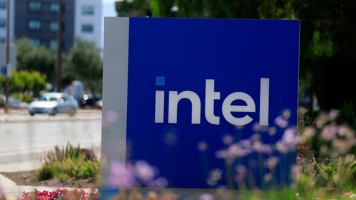No money — Intel may stop development of nextgen 14A chip. It is crucial for competition with TSMC