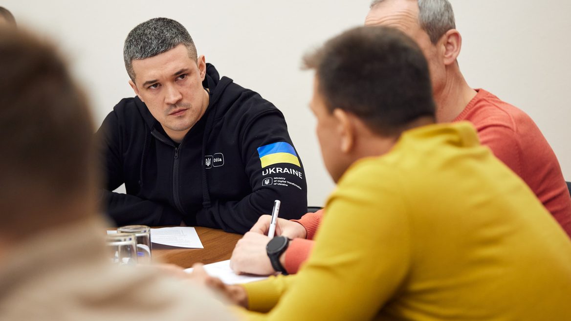 Михайло Федоров обговорив з провайдерами стабільний звʼязок під час блекаутів. Що потрібно щоб збільшити кількість підʼєднань до xPON