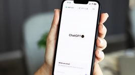 ChatGPT почав торгуватися з дизайнеркою, скільки йому потрібно часу на виконання завдання. Чим закінчився «торг»?