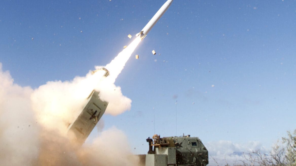 Достанет и до Москвы. Компания Lockheed Martin анонсировала ракеты для HIMARS с дальностью поражения до 1000 км.
