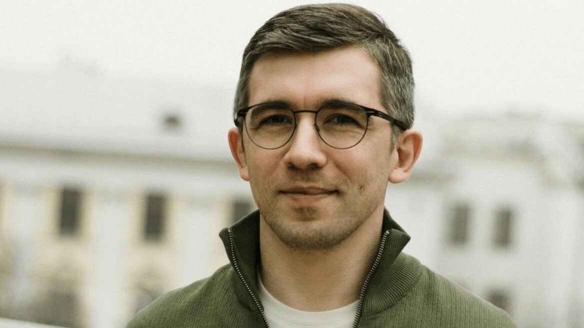 Директора CEO Club Ukraine затримали в Польщі за підозрою у викраденні 171 електровелосипеда.  Він міг стати жертвою викрадення персональних даних