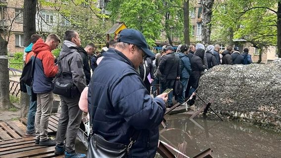 Міноборони запустило електронну чергу в 19 ТЦК: інструкція