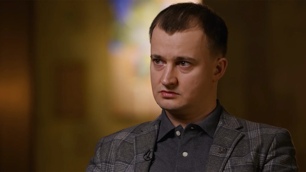 «Потрібно закрити TikTok та Telegram щоб перебити правдою брехню». Тарас Чмут розповів про проблеми мобілізації