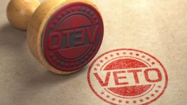 Губернатор Каліфорнії ветував законопроєкт, який обмежує безконтрольний розвиток ШІ. Чим він це аргументував
