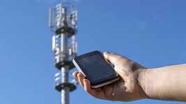 Вночі у Донецькій і Луганській областях обірвався зв'язок Vodafone. За даними МВС – через диверсію