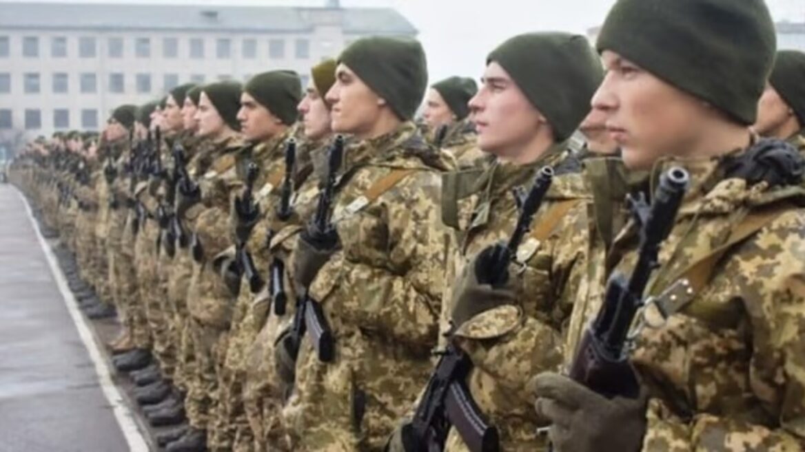 Річну відстрочку від мобілізації отримає молодь яка вже відслужила за контрактом — Рада прийняла за основу законопроєкт