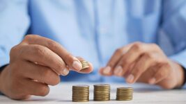 How much will an individual entrepreneur have to pay in 2026 — an explanation from a tax consultant